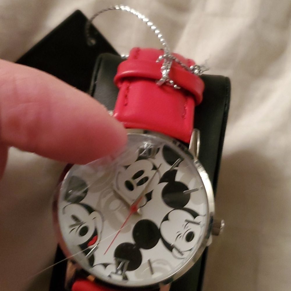 Womens Disney Mikey Mouse watch - Picture 7 of 10